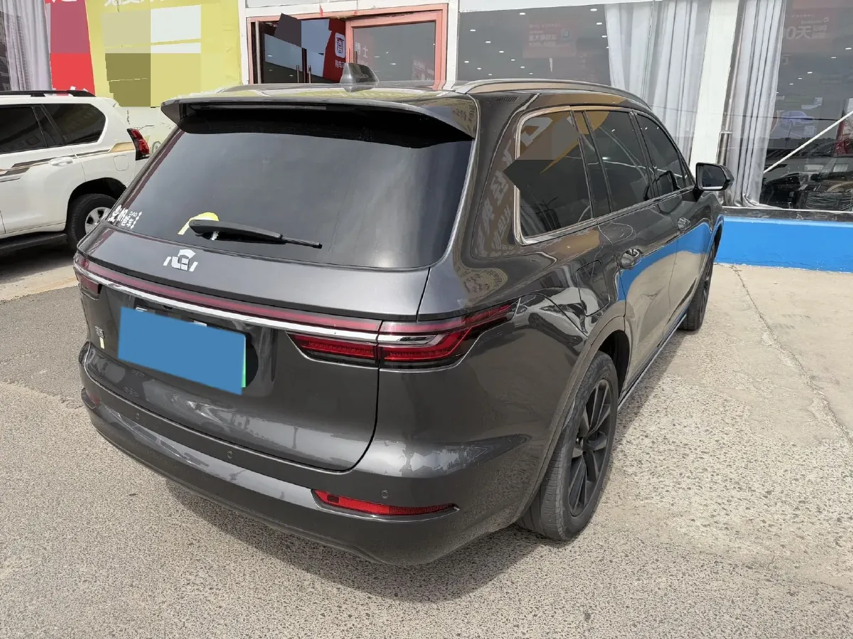 2021 Li ONE Range Extended 131HP REEV 40.5KWH,autocango,china used car exporter,china ev exporter,chinese used car exporter,chinese used ev exporter