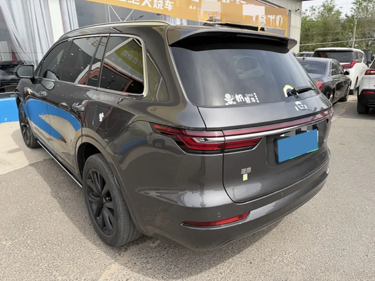 2021 Li ONE Range Extended 131HP REEV 40.5KWH,autocango,china used car exporter,china ev exporter,chinese used car exporter,chinese used ev exporter