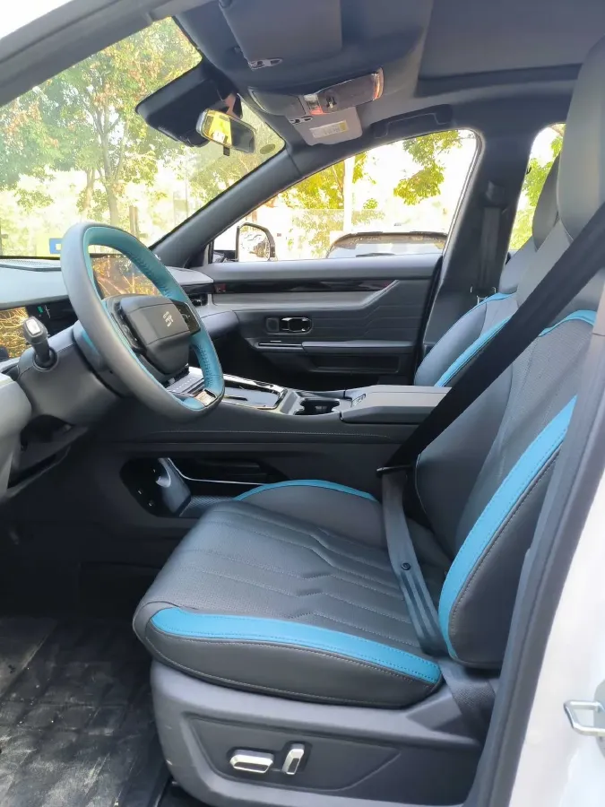 2024 Jetour ShanHai L6 1.5T 156HP L4 1DHT PHEV 19.43KWH,autocango,china used car exporter,china ev exporter,chinese used car exporter,chinese used ev exporter