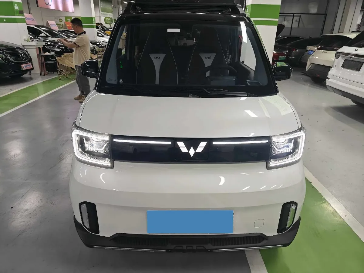 2022 WuLing HongGuang MINI EV BEV 17.3KWH,autocango,china used car exporter,china ev exporter,chinese used car exporter,chinese used ev exporter