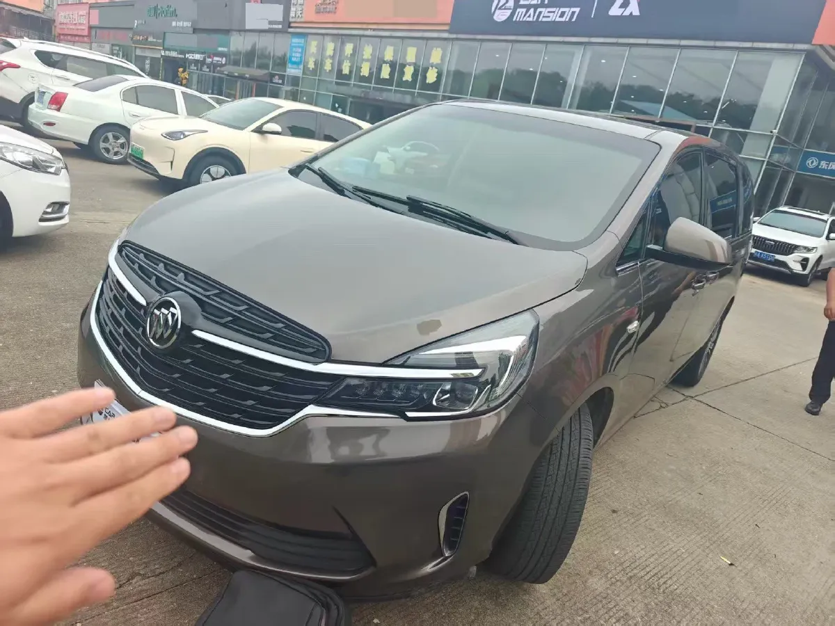 2021 Buick GL8 2.0T 237HP L4 9AT,autocango,china used car exporter,china ev exporter,chinese used car exporter,chinese used ev exporter