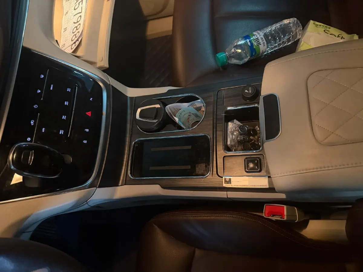2021 Buick GL8 2.0T 237HP L4 9AT,autocango,china used car exporter,china ev exporter,chinese used car exporter,chinese used ev exporter