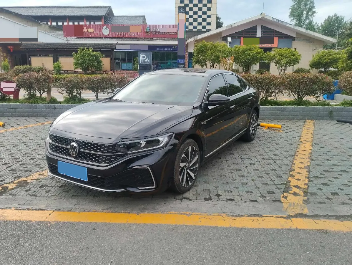 2022 Skoda Kodiak GT 2.0T 186HP L4 7DCT,autocango,china used car exporter,china ev exporter,chinese used car exporter,chinese used ev exporter