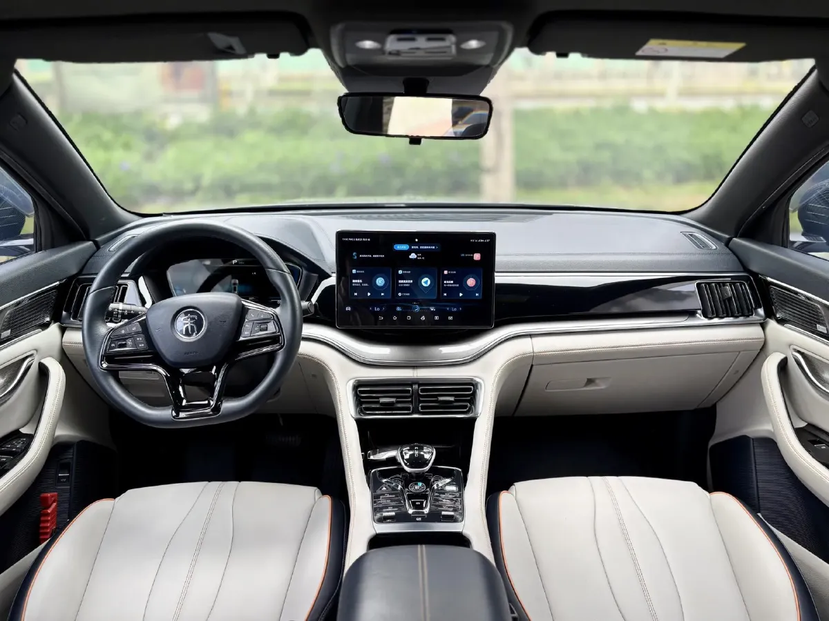 2022 Hyundai Tucson 2.0L 150HP L4 6AT Hybrid,autocango,china used car exporter,china ev exporter,chinese used car exporter,chinese used ev exporter