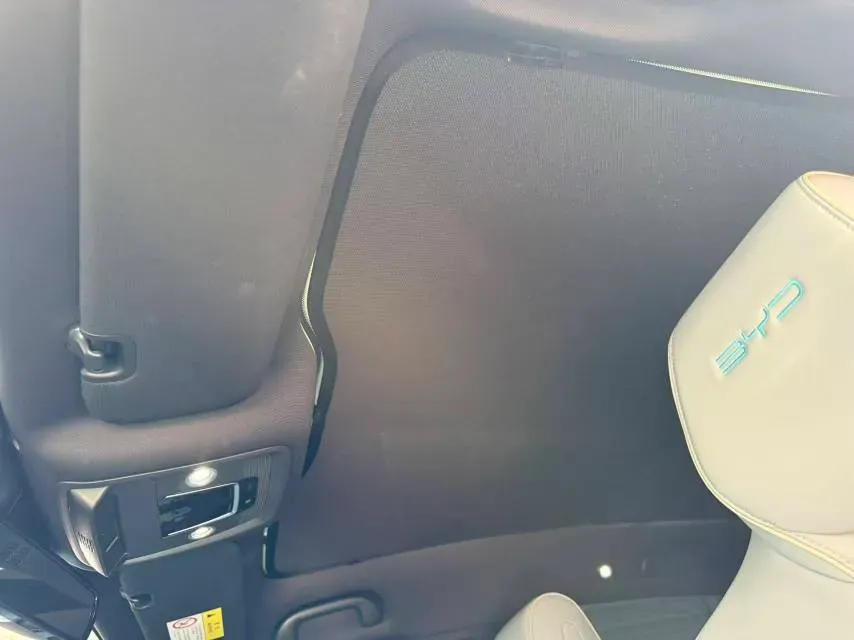 2022 MAXUS DaJia 5 BEV 70KWH,autocango,china used car exporter,china ev exporter,chinese used car exporter,chinese used ev exporter