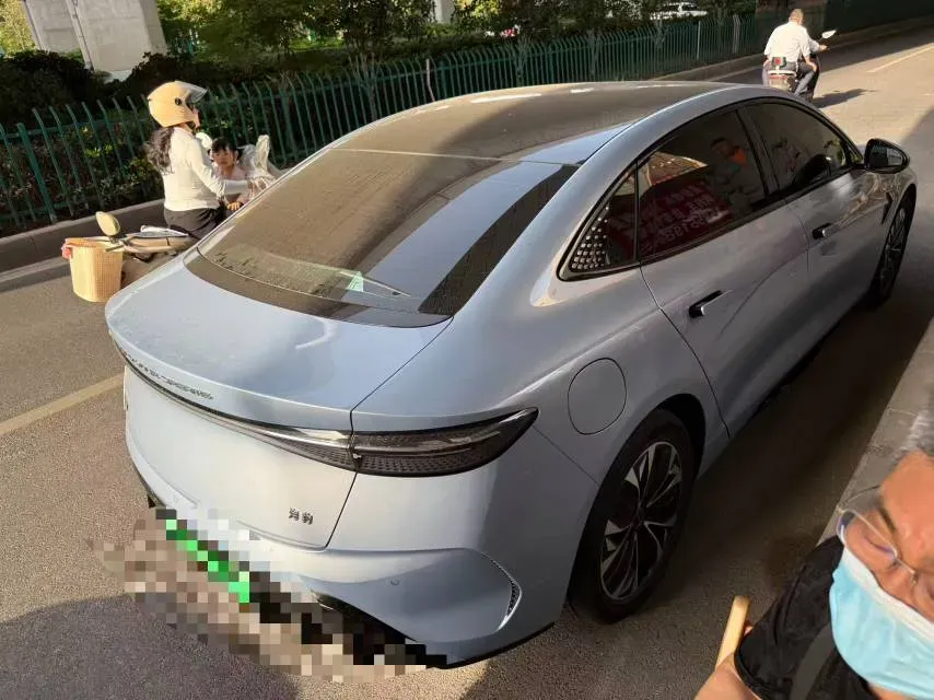 2022 MAXUS DaJia 5 BEV 70KWH,autocango,china used car exporter,china ev exporter,chinese used car exporter,chinese used ev exporter