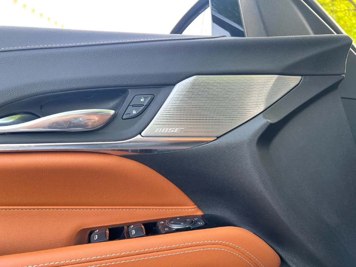 2022 Cadillac CT4 2.0T 237HP L4 8AT,autocango,china used car exporter,china ev exporter,chinese used car exporter,chinese used ev exporter