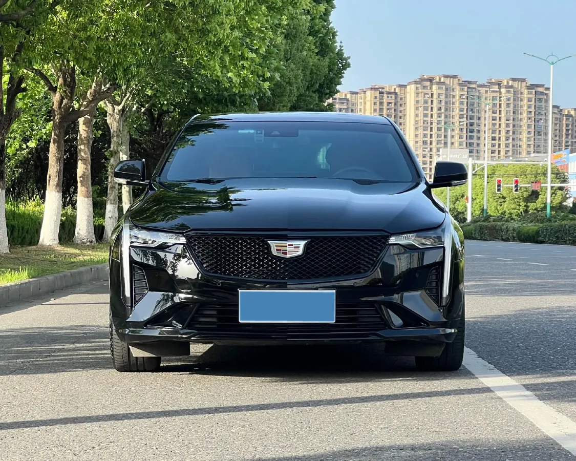 2022 Cadillac CT4 2.0T 237HP L4 8AT,autocango,china used car exporter,china ev exporter,chinese used car exporter,chinese used ev exporter
