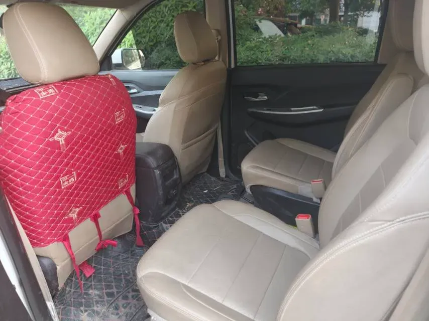 2021 WuLing HongGuang 1.5L 99HP L4 6MT,autocango,china used car exporter,china ev exporter,chinese used car exporter,chinese used ev exporter