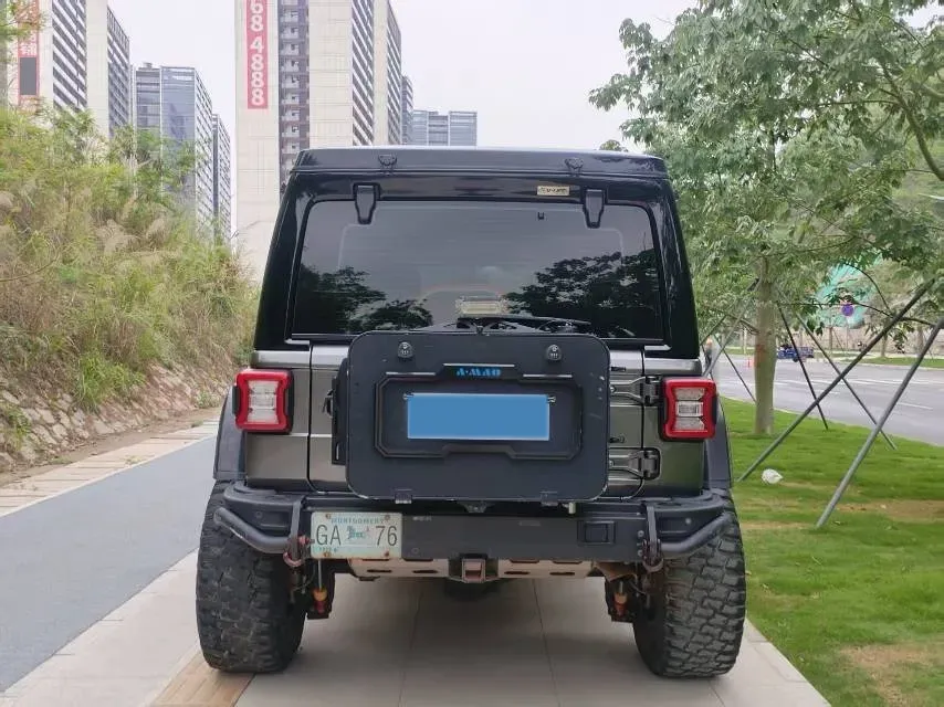 2021 Jeep Wrangler 2.0T 266HP L4 8AT,autocango,china used car exporter,china ev exporter,chinese used car exporter,chinese used ev exporter