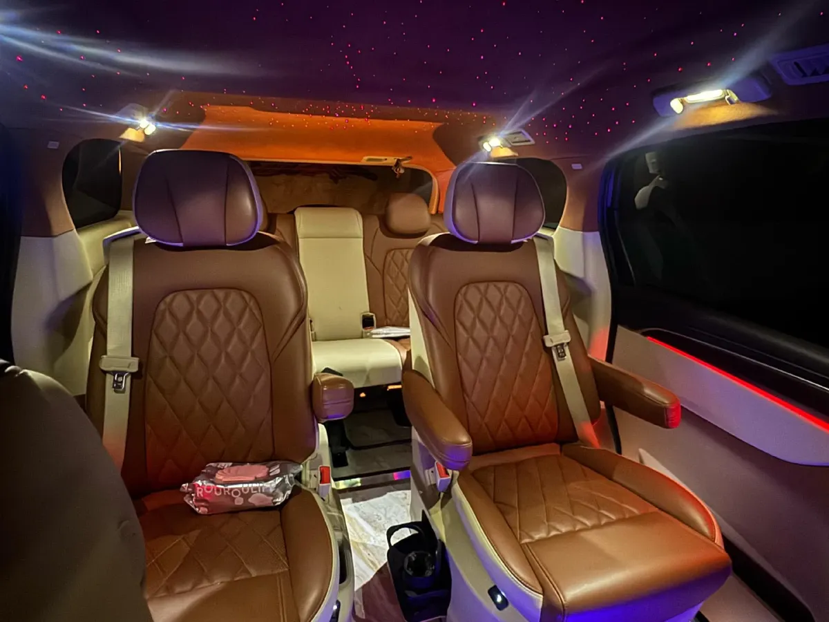 2023 Buick GL8 2.0T 237HP L4 9AT,autocango,china used car exporter,china ev exporter,chinese used car exporter,chinese used ev exporter