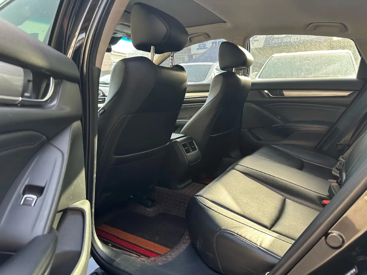 2018 Honda Accord 1.5T 194HP L4 CVT,autocango,china used car exporter,china ev exporter,chinese used car exporter,chinese used ev exporter