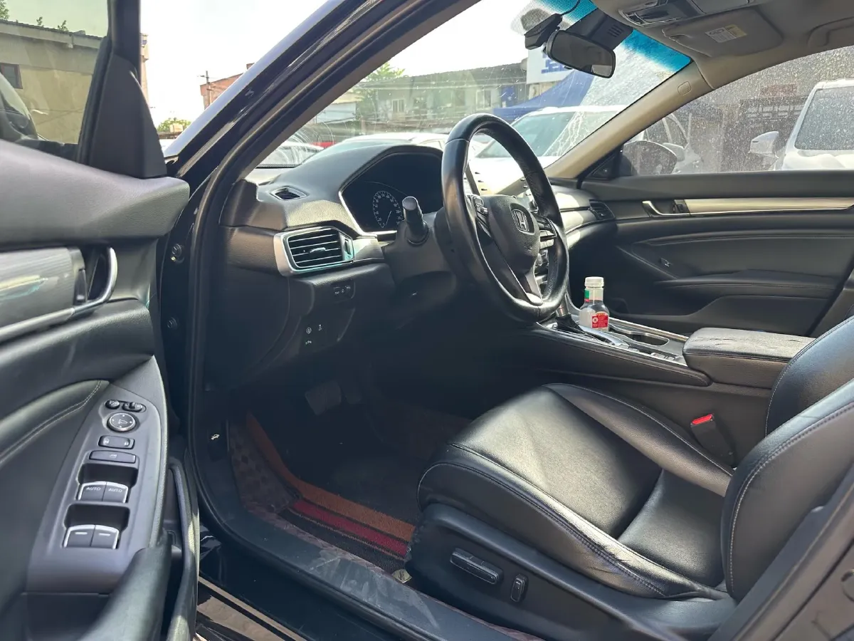 2018 Honda Accord 1.5T 194HP L4 CVT,autocango,china used car exporter,china ev exporter,chinese used car exporter,chinese used ev exporter