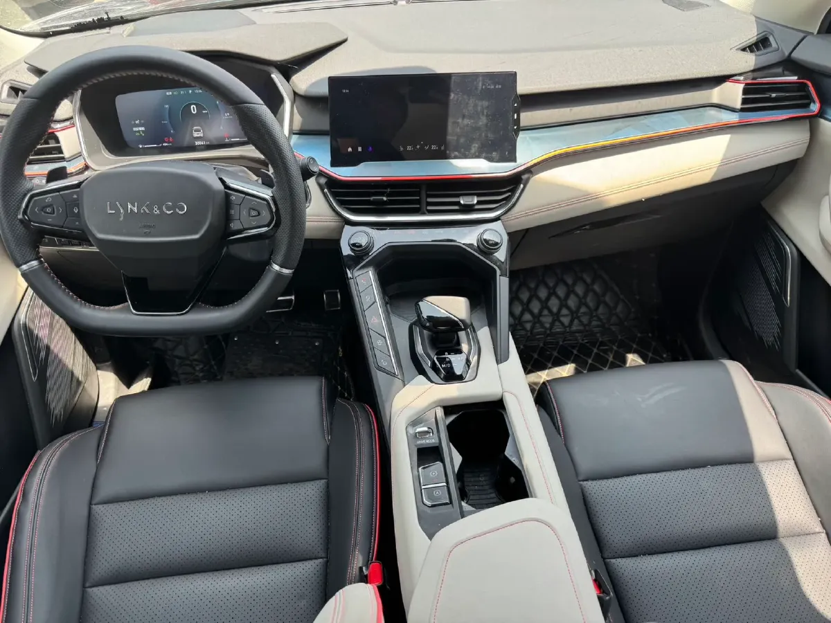 2020 LYNK&CO 06 1.5T 177HP L3 7DCT,autocango,china used car exporter,china ev exporter,chinese used car exporter,chinese used ev exporter