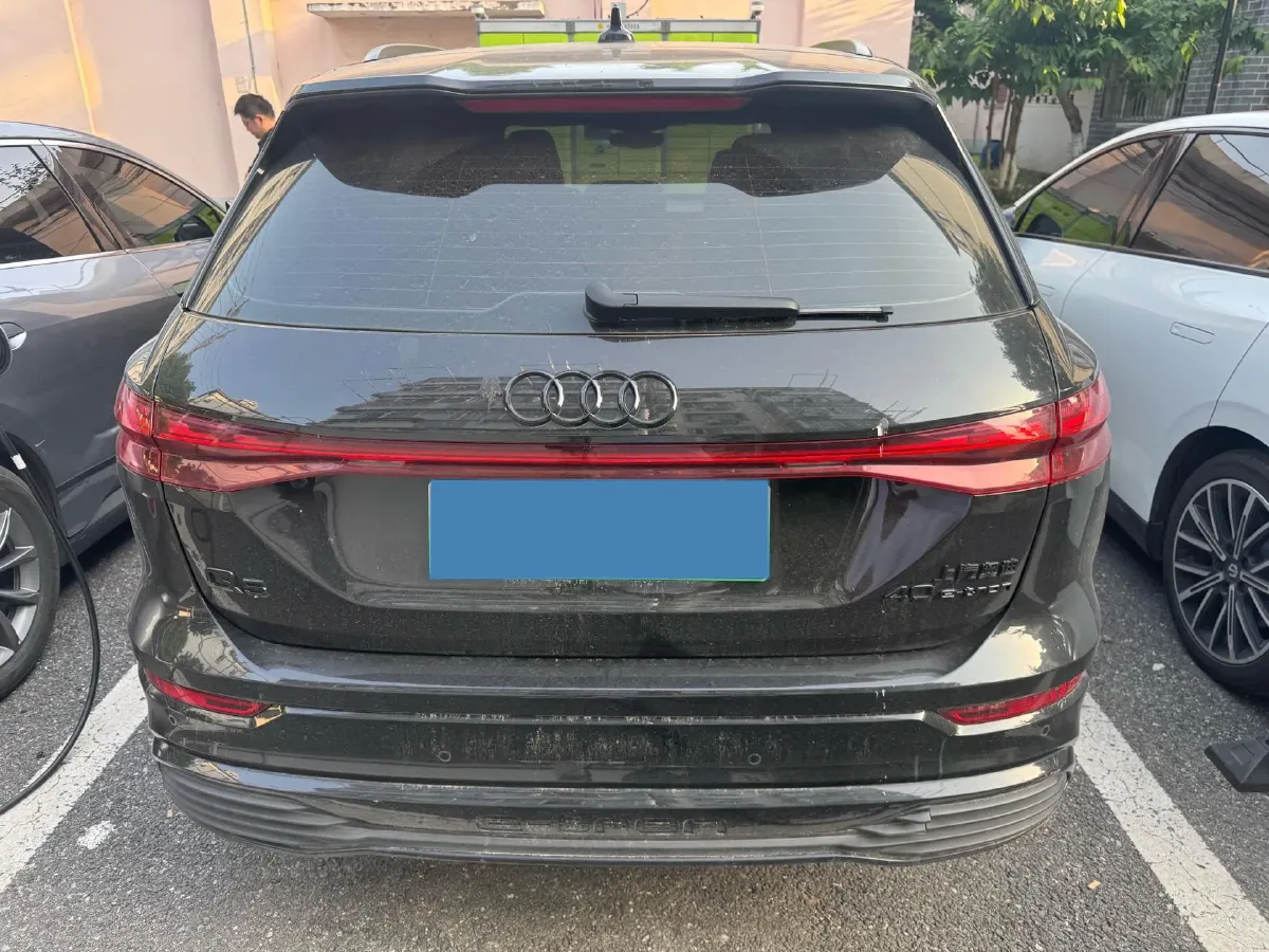2023 Audi Q5 e-tron BEV 83.4KWH,autocango,china used car exporter,china ev exporter,chinese used car exporter,chinese used ev exporter