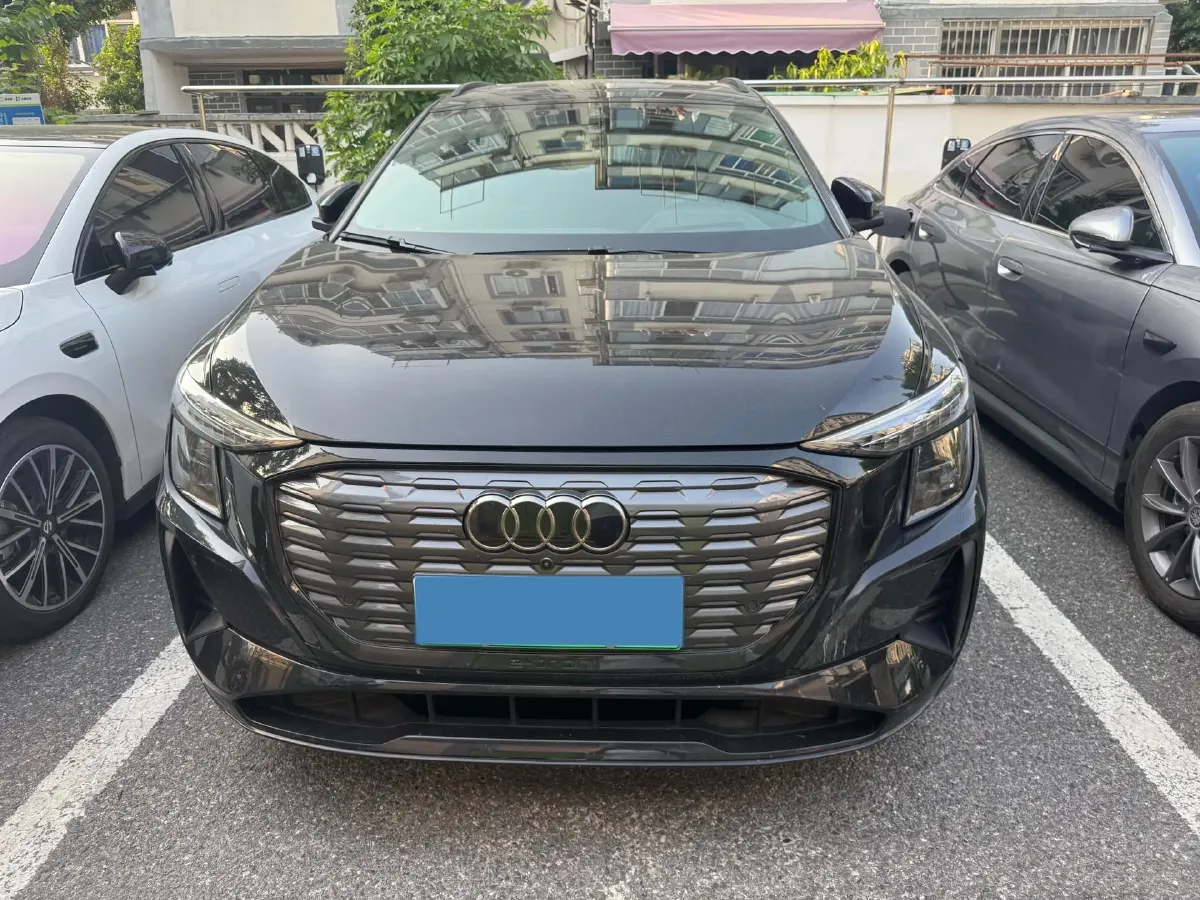2023 Audi Q5 e-tron BEV 83.4KWH,autocango,china used car exporter,china ev exporter,chinese used car exporter,chinese used ev exporter