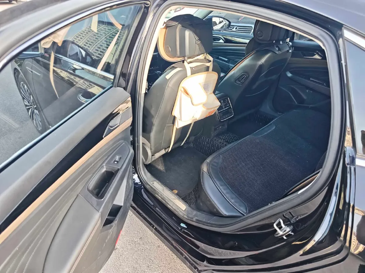 2021 Volkswagen Passat 2.0T 186HP L4 7DCT,autocango,china used car exporter,china ev exporter,chinese used car exporter,chinese used ev exporter