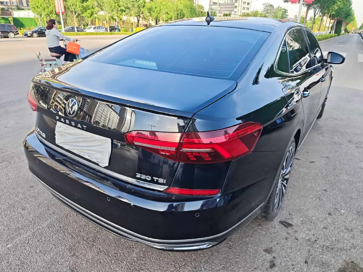 2021 Volkswagen Passat 2.0T 186HP L4 7DCT,autocango,china used car exporter,china ev exporter,chinese used car exporter,chinese used ev exporter