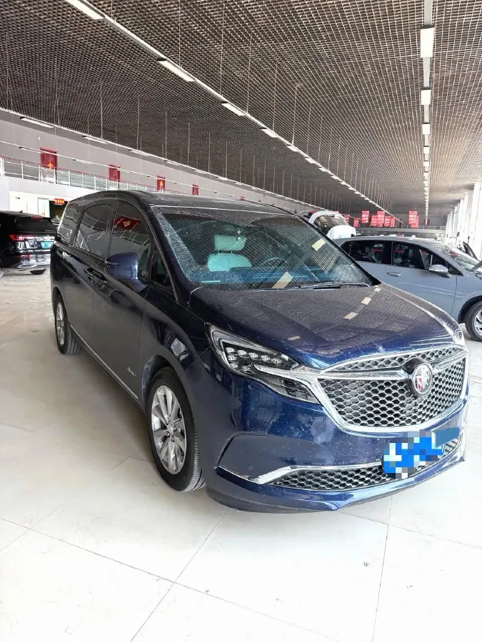 2022 Buick GL8 2.0T 237HP L4 9AT,autocango,china used car exporter,china ev exporter,chinese used car exporter,chinese used ev exporter