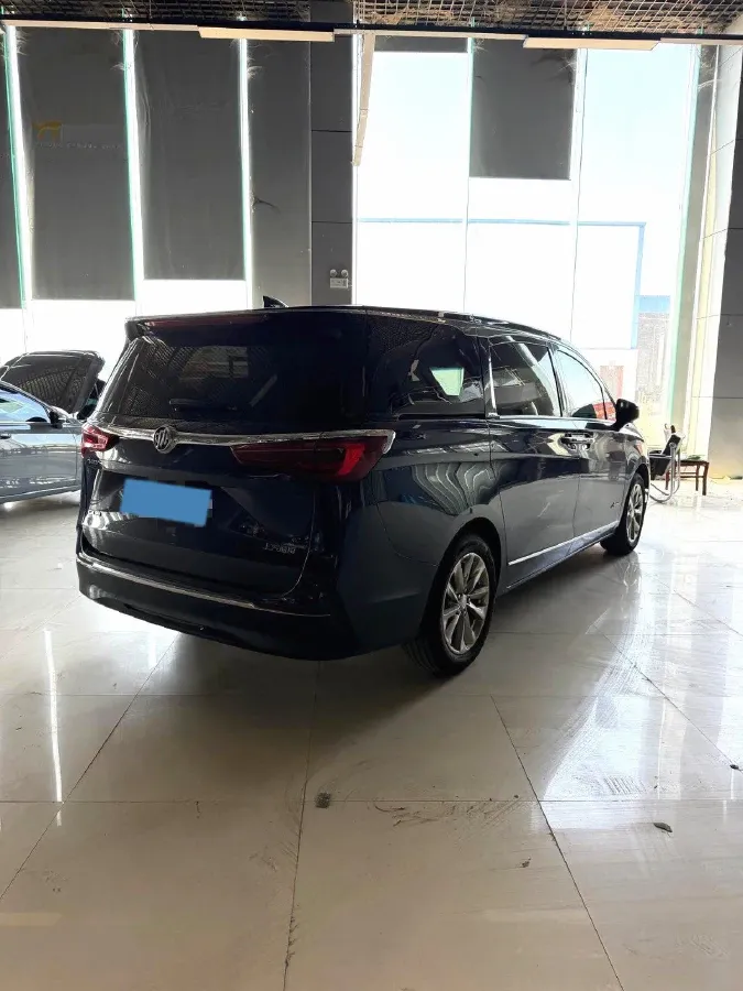 2022 Buick GL8 2.0T 237HP L4 9AT,autocango,china used car exporter,china ev exporter,chinese used car exporter,chinese used ev exporter