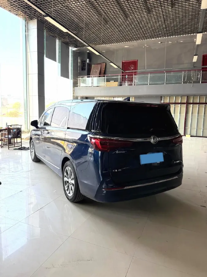2022 Buick GL8 2.0T 237HP L4 9AT,autocango,china used car exporter,china ev exporter,chinese used car exporter,chinese used ev exporter