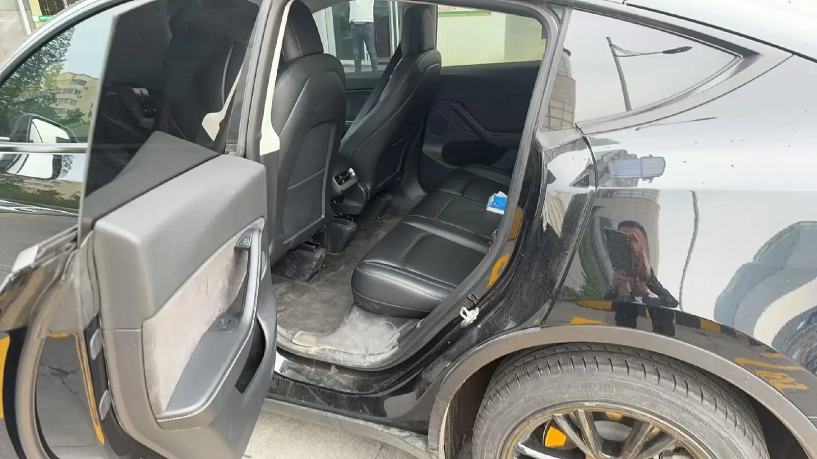 2021 Tesla Model Y BEV 60KWH,autocango,china used car exporter,china ev exporter,chinese used car exporter,chinese used ev exporter