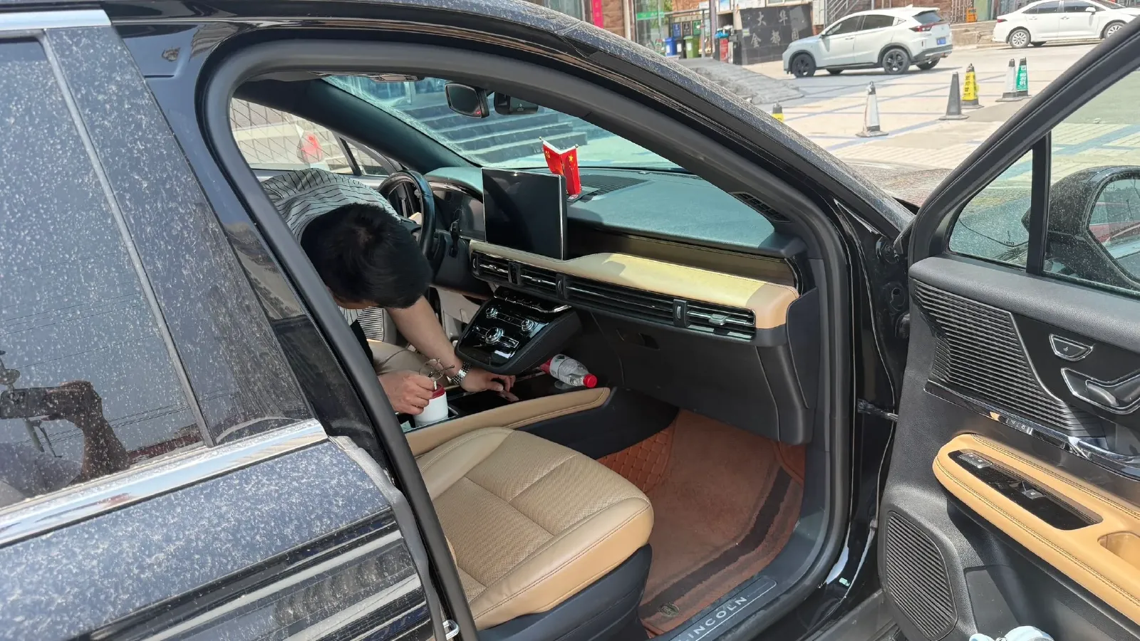 2021 Lincoln Corsair 2.0T 245HP L4 8AT,autocango,china used car exporter,china ev exporter,chinese used car exporter,chinese used ev exporter
