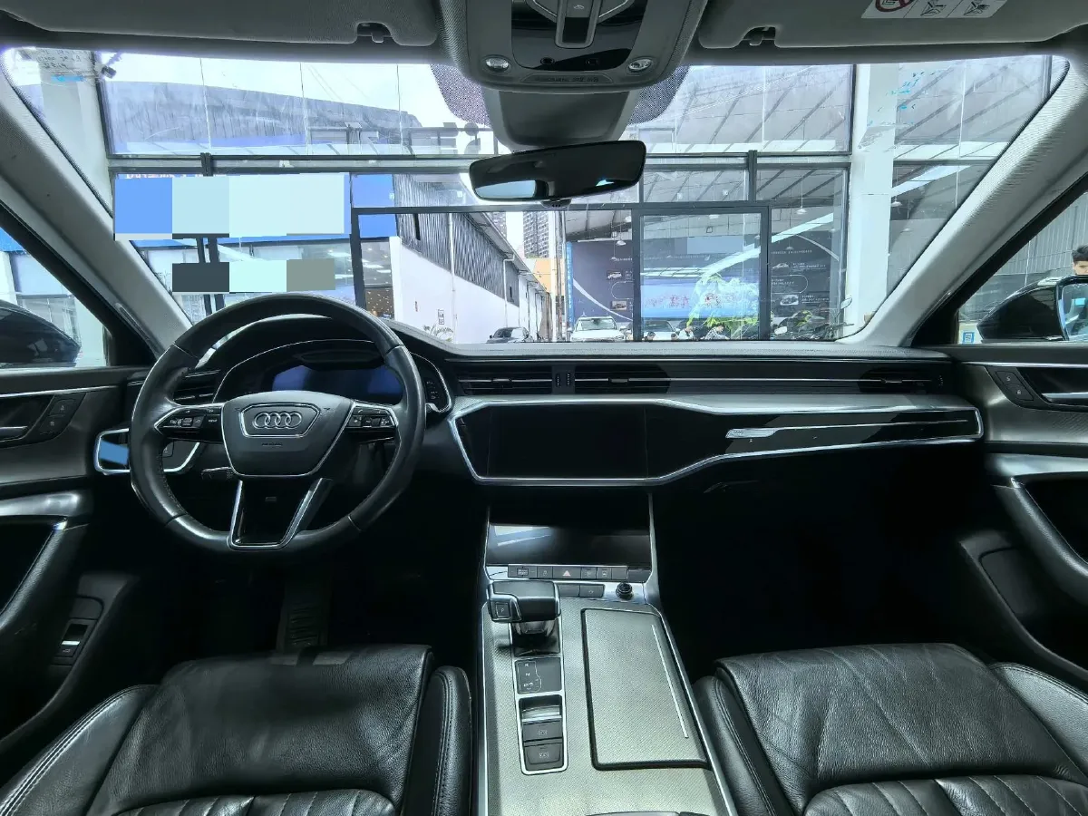 2020 Audi A6L 2.0T 190HP L4 7DCT,autocango,china used car exporter,china ev exporter,chinese used car exporter,chinese used ev exporter