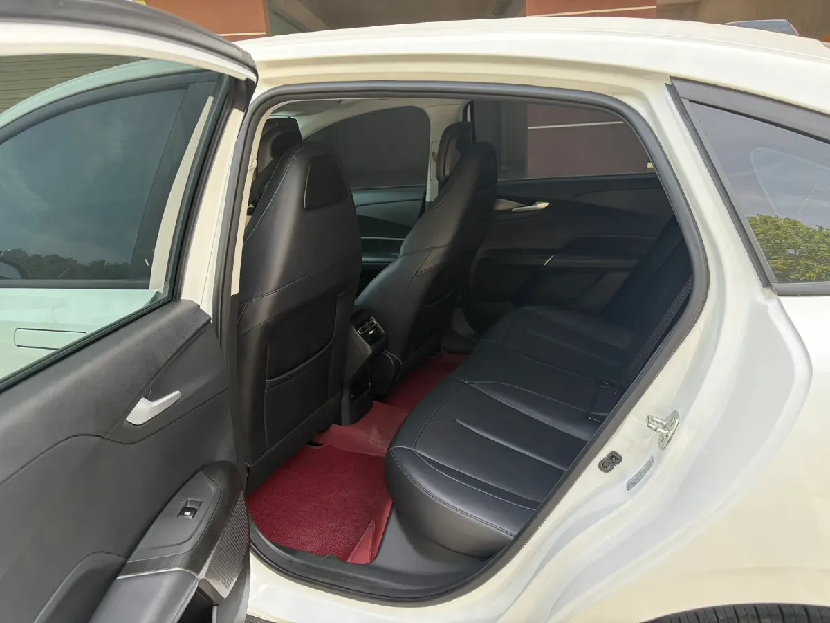 2023 ChangAn Lamore 1.5T 170HP L4 7DCT,autocango,china used car exporter,china ev exporter,chinese used car exporter,chinese used ev exporter