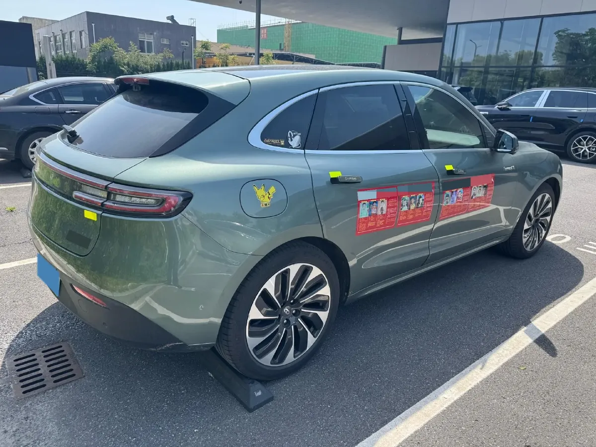 2022 Isuzu Mu-X 2.0T 220HP L4 8AT,autocango,china used car exporter,china ev exporter,chinese used car exporter,chinese used ev exporter
