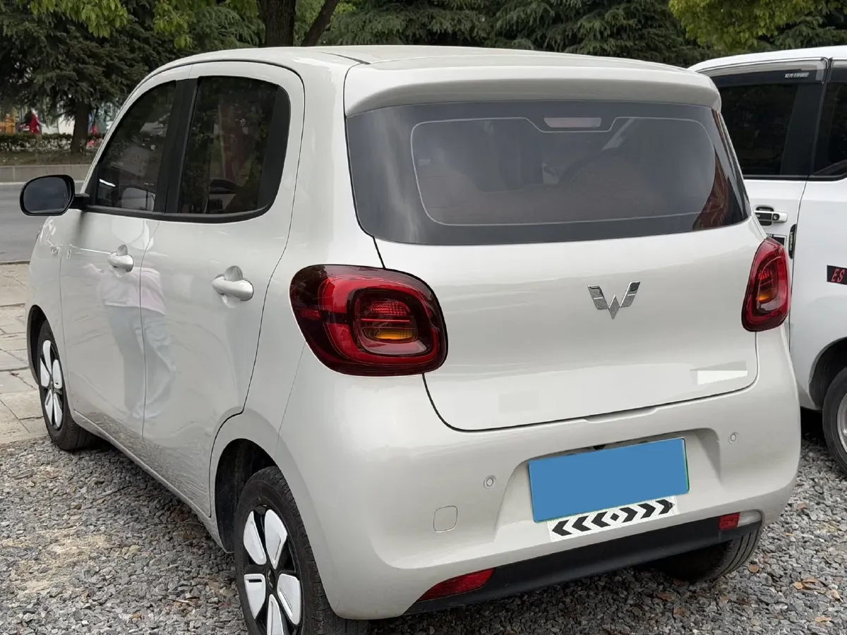 2025 WuLing HongGuang MINI EV BEV 16.2KWH,autocango,china used car exporter,china ev exporter,chinese used car exporter,chinese used ev exporter