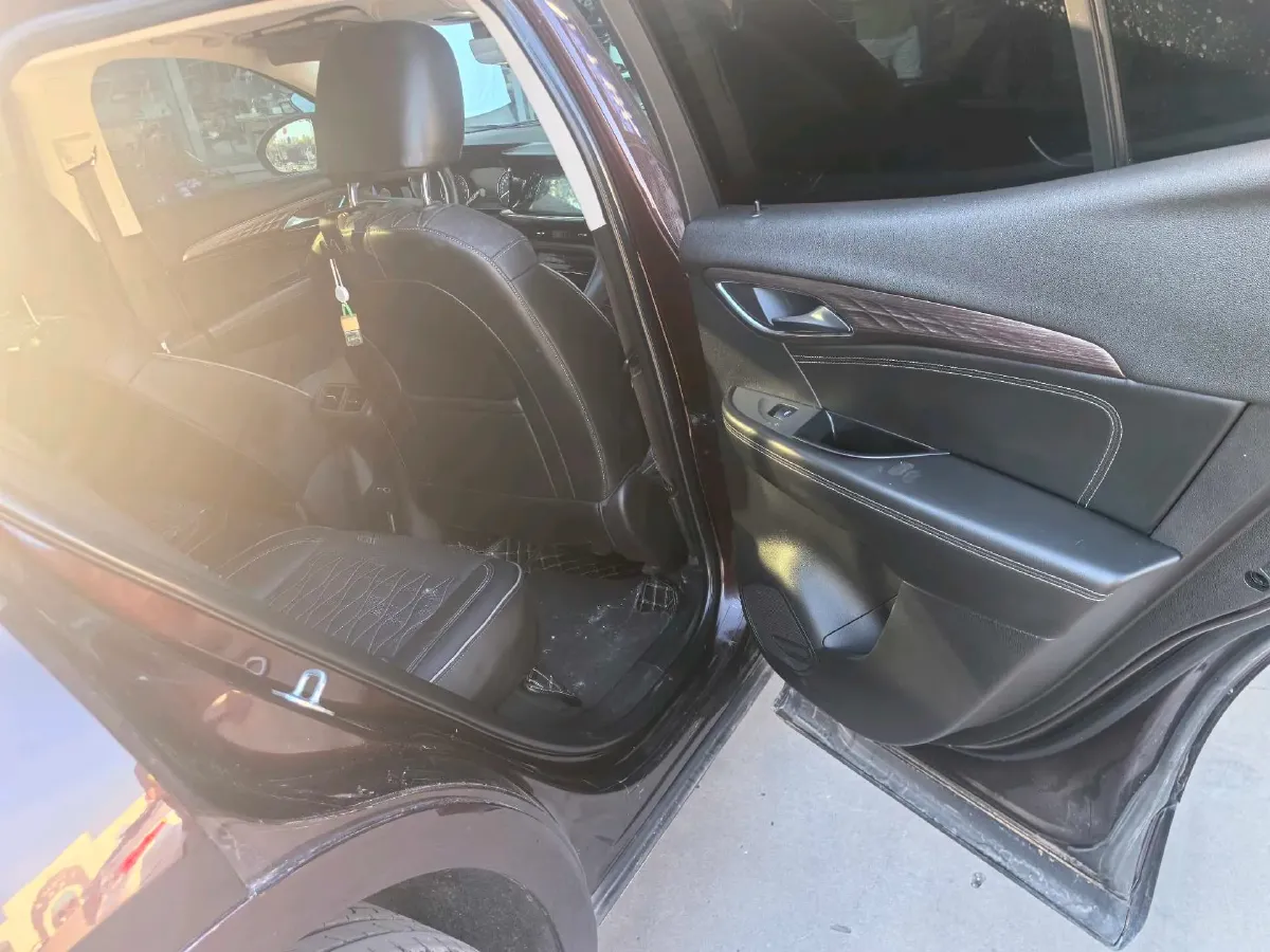2020 Buick EnvisionS 2.0T 237HP L4 9AT,autocango,china used car exporter,china ev exporter,chinese used car exporter,chinese used ev exporter