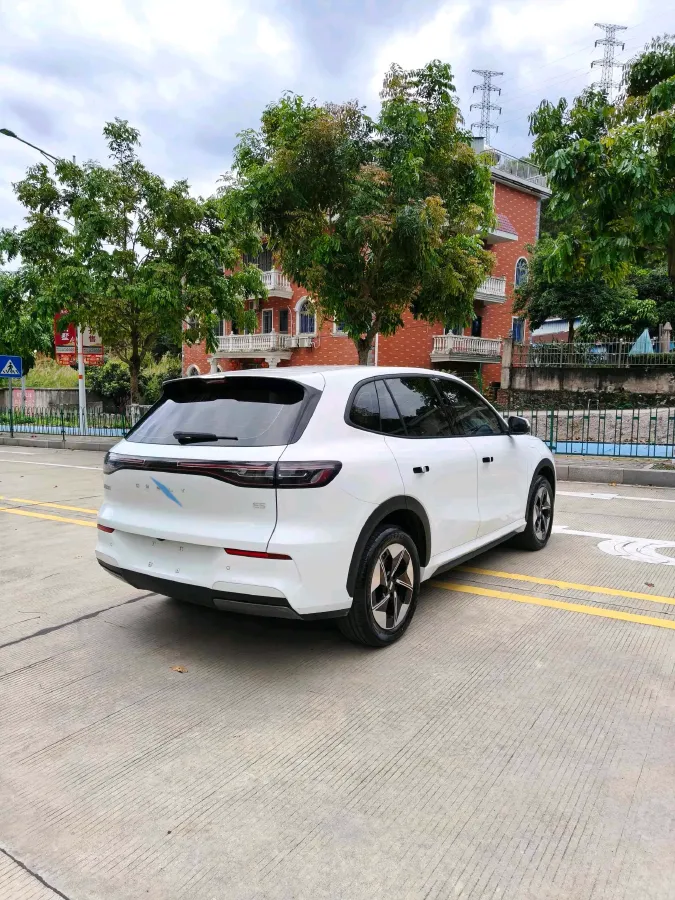 2024 LanDian E5 1.5L 110HP L4 E-CVT PHEV 17.52KWH,autocango,china used car exporter,china ev exporter,chinese used car exporter,chinese used ev exporter