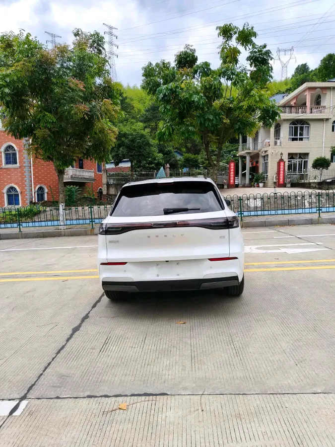 2024 LanDian E5 1.5L 110HP L4 E-CVT PHEV 17.52KWH,autocango,china used car exporter,china ev exporter,chinese used car exporter,chinese used ev exporter
