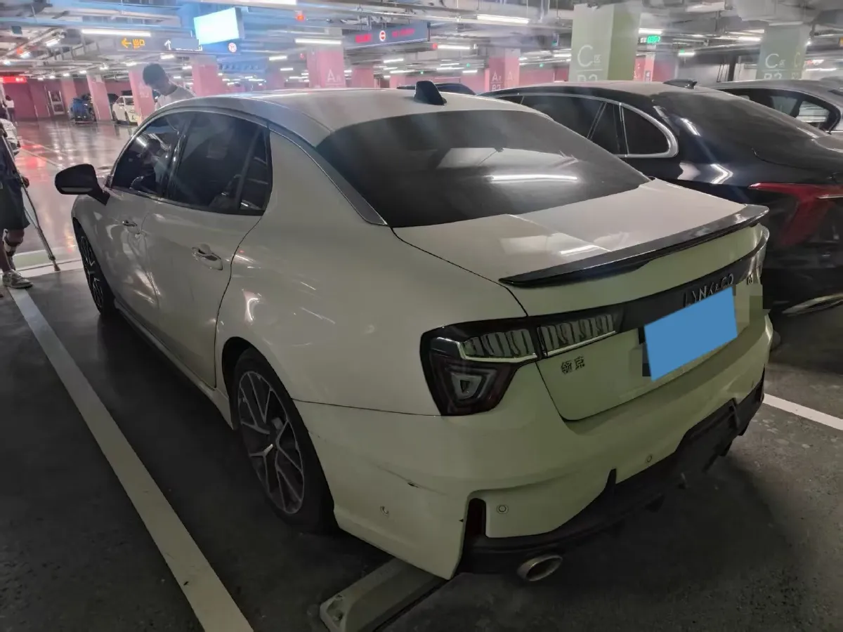 2019 LYNK&CO 01 2.0T 190HP L4 6AT,autocango,china used car exporter,china ev exporter,chinese used car exporter,chinese used ev exporter