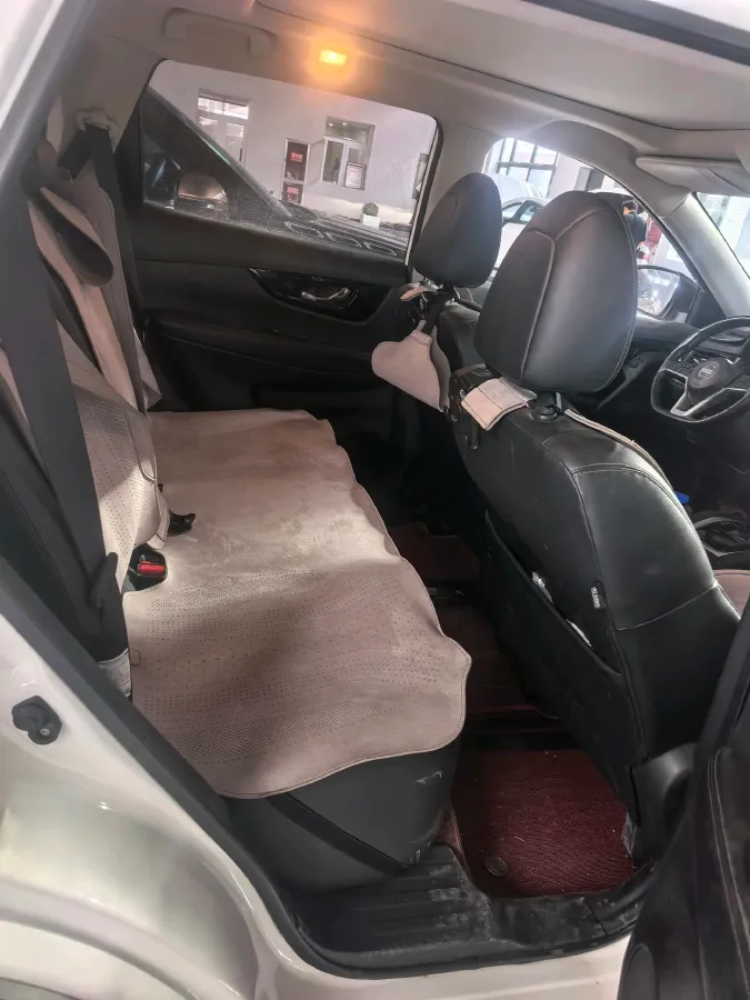 2023 Nissan X-Trail 2.0L 151HP L4 CVT,autocango,china used car exporter,china ev exporter,chinese used car exporter,chinese used ev exporter
