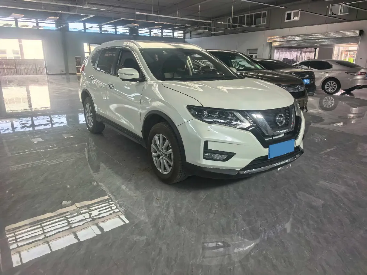 2023 Nissan X-Trail 2.0L 151HP L4 CVT,autocango,china used car exporter,china ev exporter,chinese used car exporter,chinese used ev exporter
