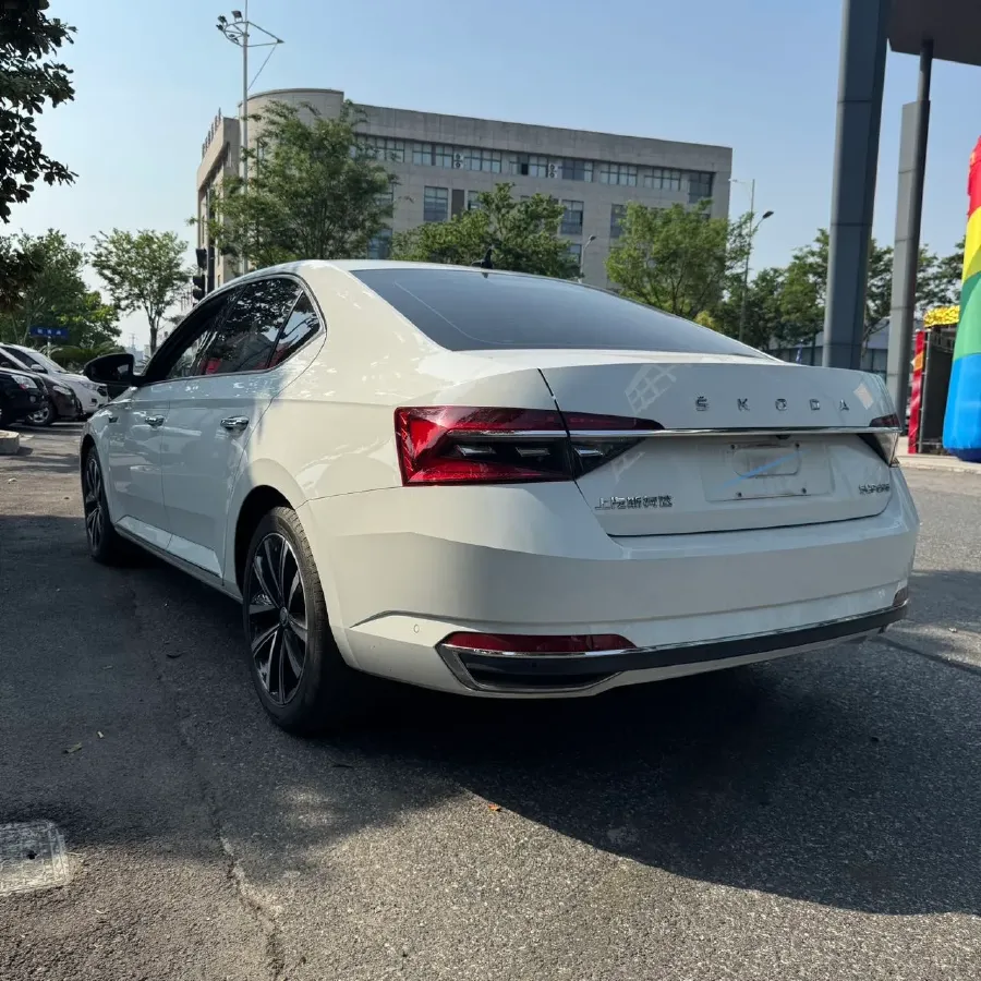 2023 Skoda Superb 1.4T 150HP L4 7DCT,autocango,china used car exporter,china ev exporter,chinese used car exporter,chinese used ev exporter