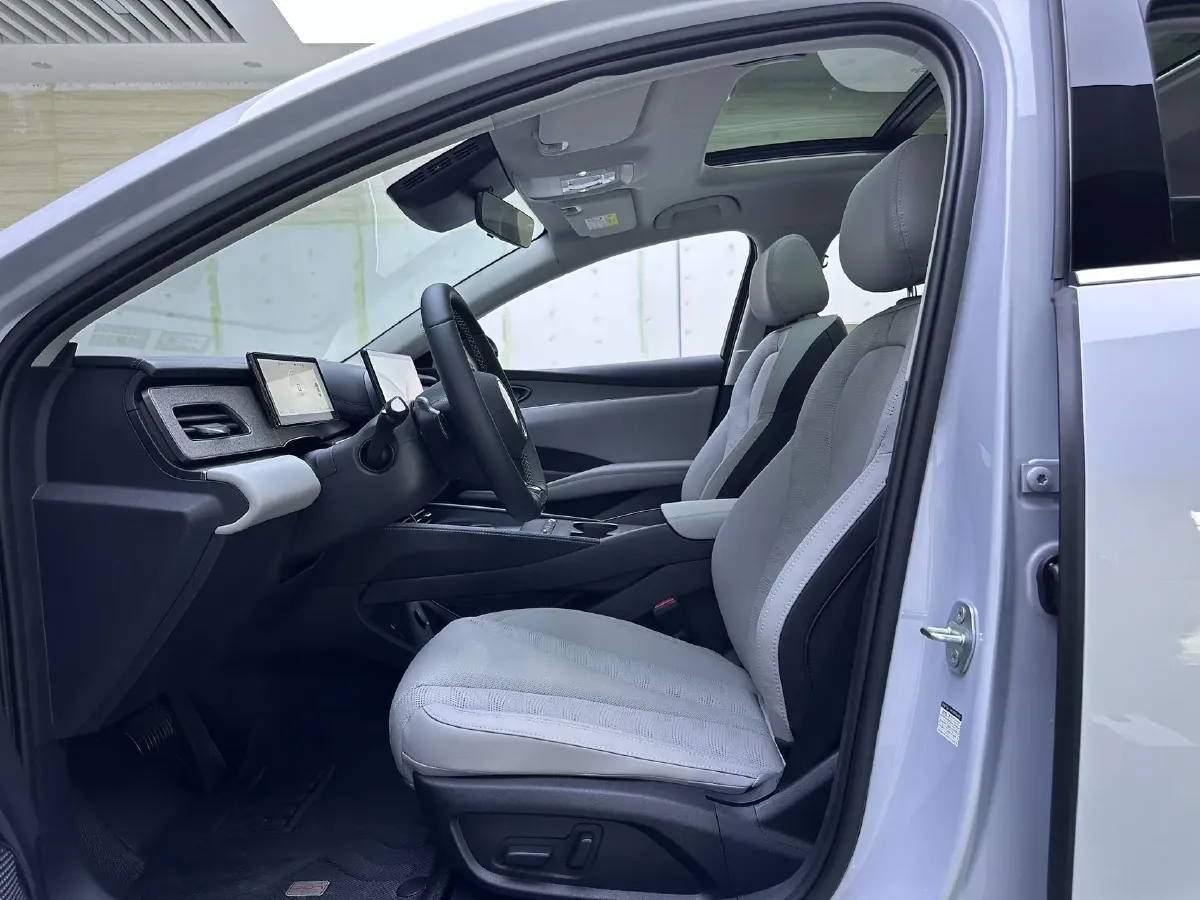 2026 BYD Seal06 1.5L 101HP L4 E-CVT PHEV,autocango,china used car exporter,china ev exporter,chinese used car exporter,chinese used ev exporter