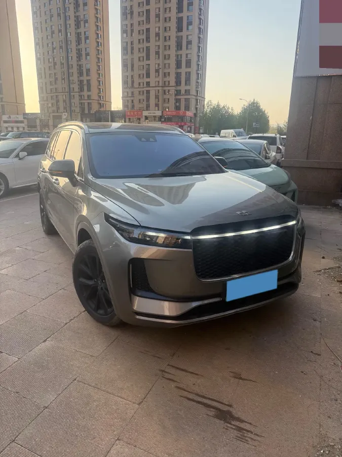 2020 Li ONE Range Extended 131HP REEV 40.5KWH,autocango,china used car exporter,china ev exporter,chinese used car exporter,chinese used ev exporter