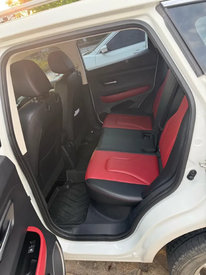 2018 Haval H2s 1.5T 150HP L4 7DCT,autocango,china used car exporter,china ev exporter,chinese used car exporter,chinese used ev exporter