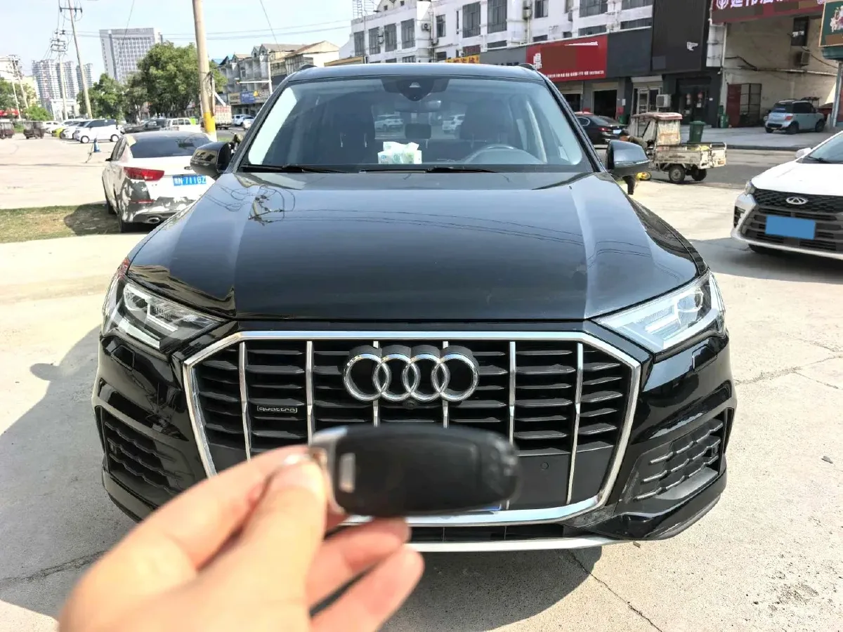 2019 Audi Q7 2.0T 252HP L4 8AT,autocango,china used car exporter,china ev exporter,chinese used car exporter,chinese used ev exporter