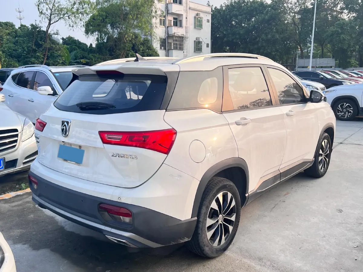 2020 BaoJun RC-5 1.5T 147HP L4 CVT,autocango,china used car exporter,china ev exporter,chinese used car exporter,chinese used ev exporter