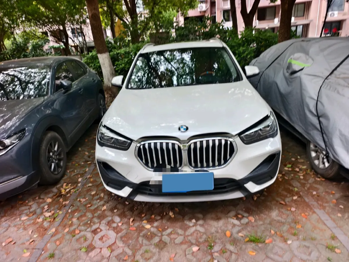 2020 BMW X1 2.0T 192HP L4 7DCT,autocango,china used car exporter,china ev exporter,chinese used car exporter,chinese used ev exporter