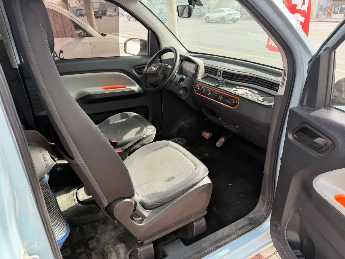 2020 WuLing HongGuang MINI EV BEV 13.8KWH,autocango,china used car exporter,china ev exporter,chinese used car exporter,chinese used ev exporter