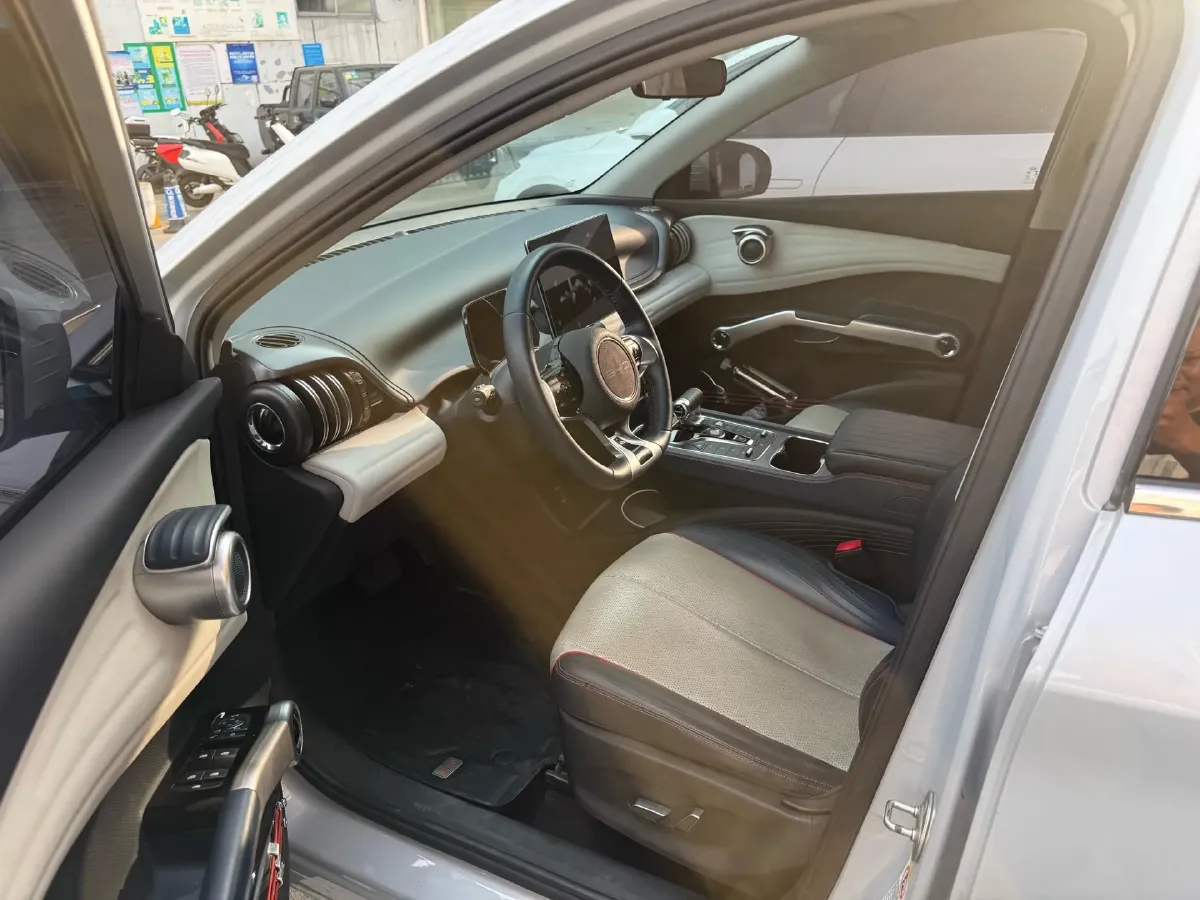 2022 Hycan Z03 BEV 64.23KWH,autocango,china used car exporter,china ev exporter,chinese used car exporter,chinese used ev exporter