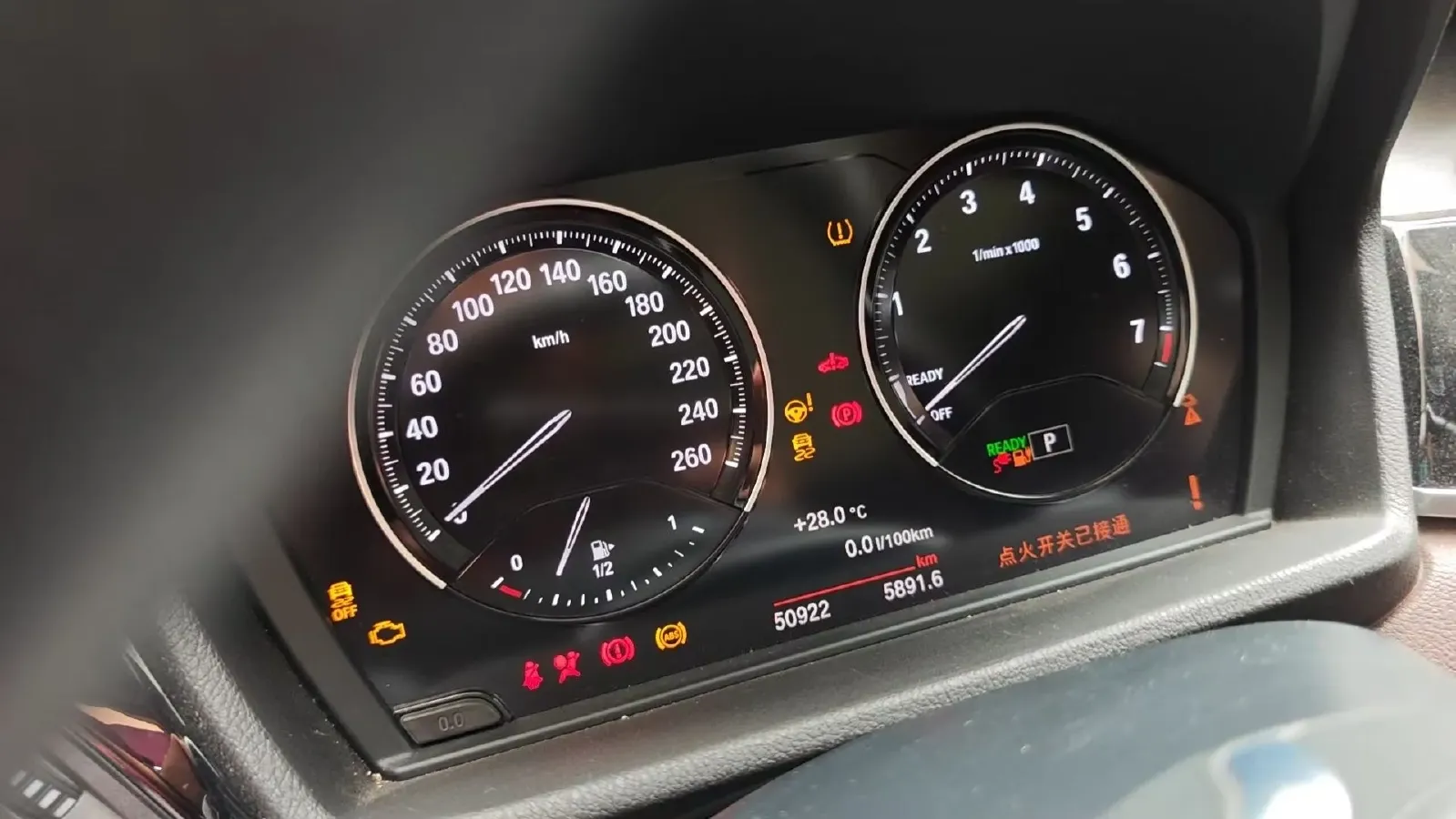 2020 BMW X1 1.5T 136HP L3 6AT PHEV,autocango,china used car exporter,china ev exporter,chinese used car exporter,chinese used ev exporter