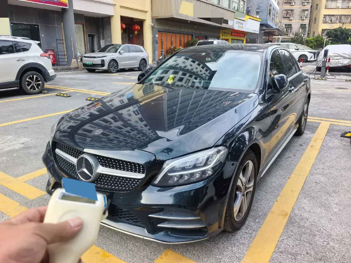 2021 Mercedes-Benz C Class 1.5T 184HP L4 9AT,autocango,china used car exporter,china ev exporter,chinese used car exporter,chinese used ev exporter