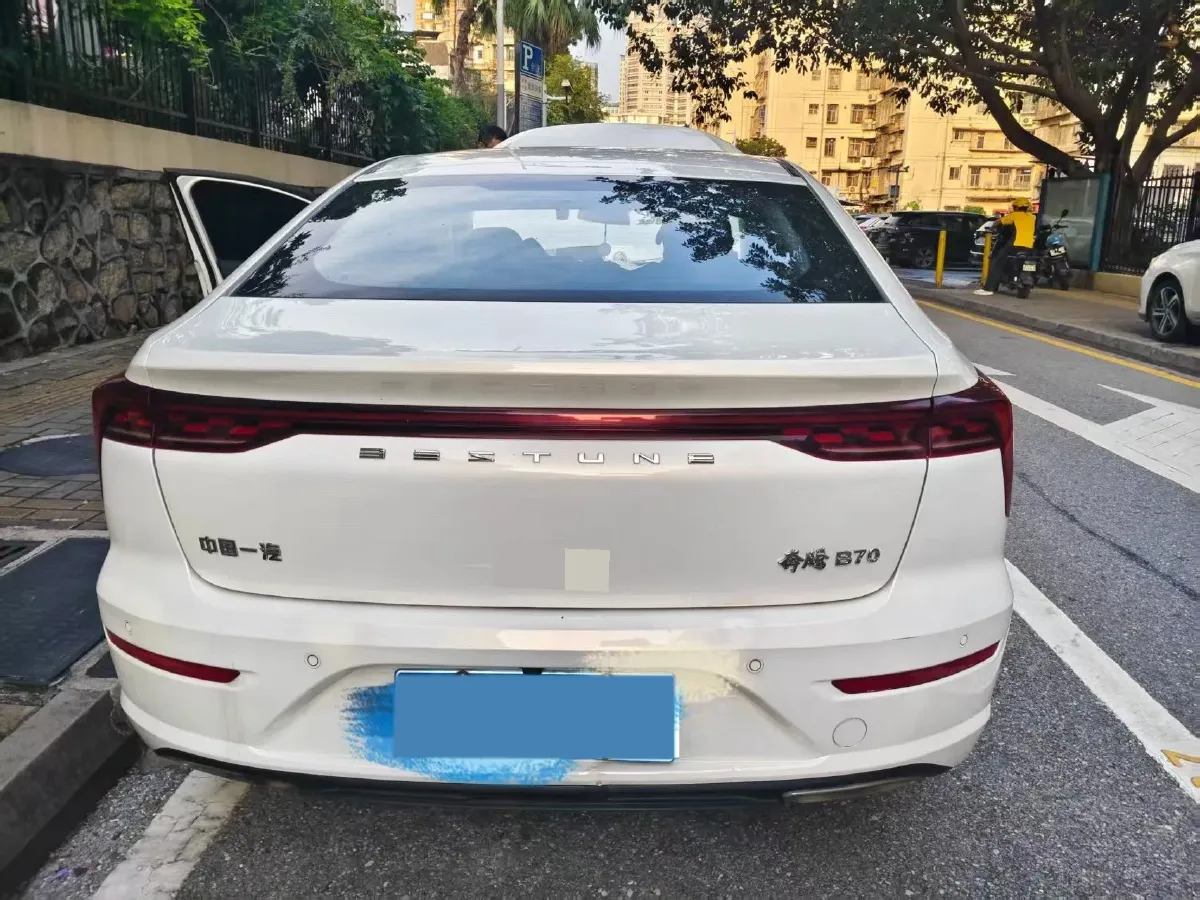 2021 Bestune B70 1.5T 169HP L4 7DCT,autocango,china used car exporter,china ev exporter,chinese used car exporter,chinese used ev exporter