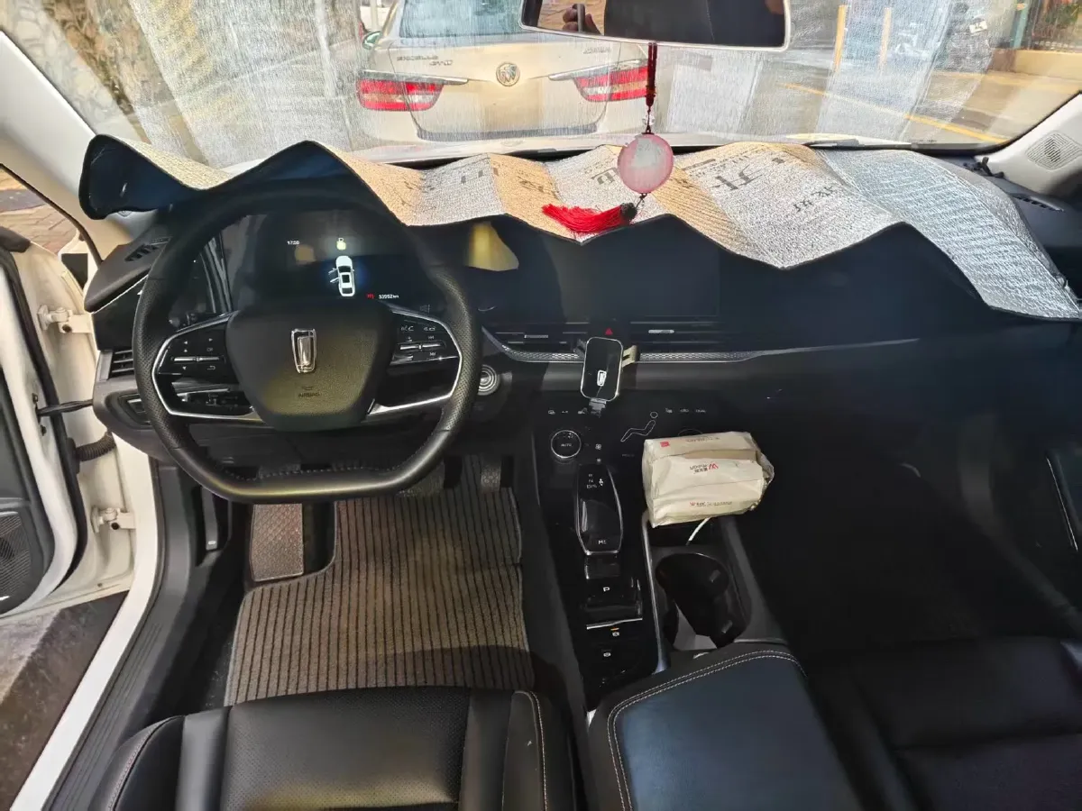 2021 Bestune B70 1.5T 169HP L4 7DCT,autocango,china used car exporter,china ev exporter,chinese used car exporter,chinese used ev exporter